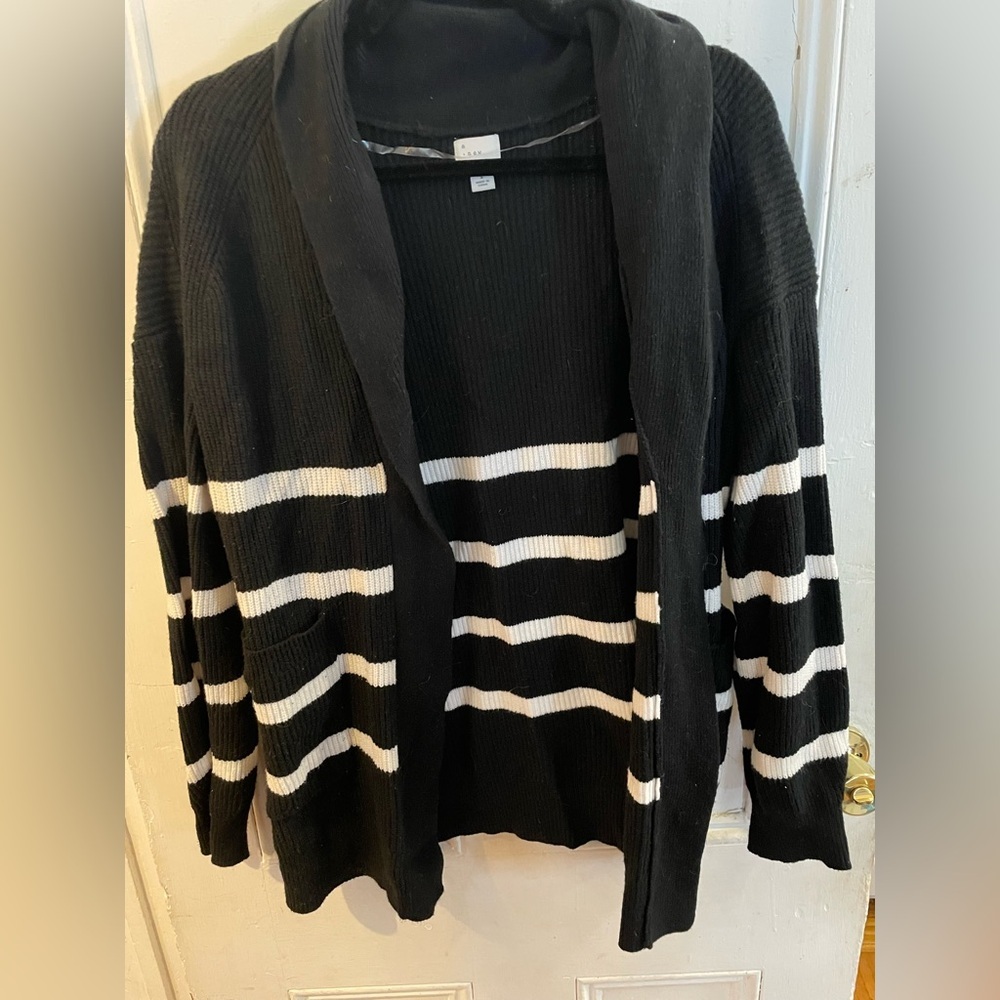 A New Day Black and White Striped Cardigan | women’s size large